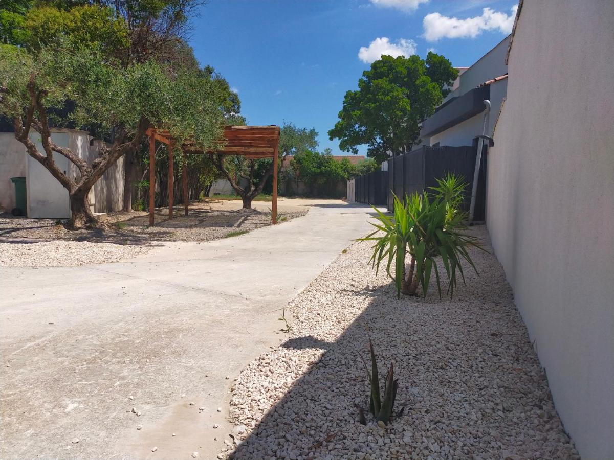 Villa Caremeau 1 Nîmes Exterior photo